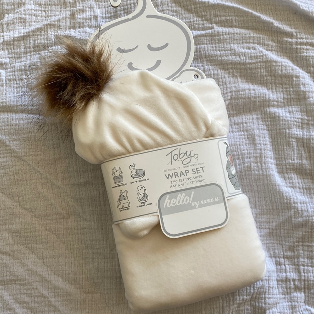 Toby cream colored wrap set